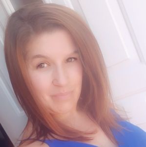 Meet your Posher, Cynthia